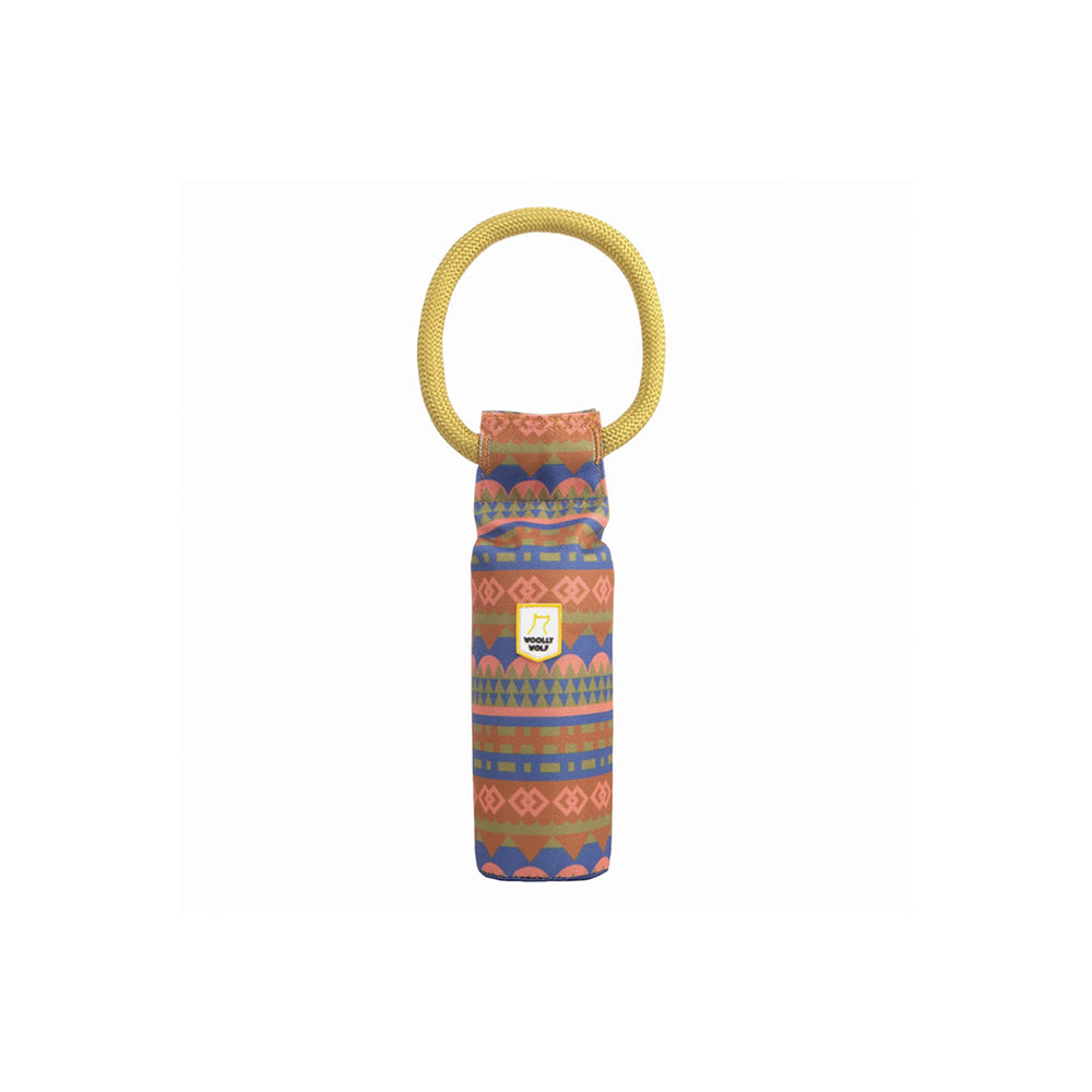 Nachhaltiges Hundespielzeug Floaty Fetch Toy von Woolly Wolf.